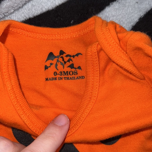 0-3 month Halloween onesie - Picture 2 of 2